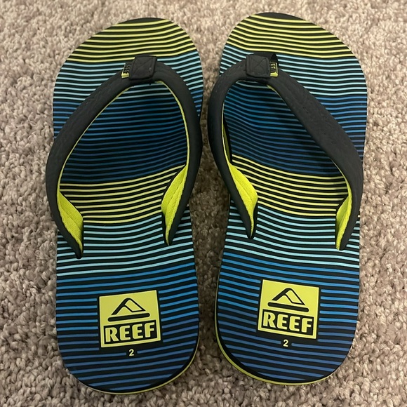 Reef Kids Ahi Collection Aqua Blue & Green Striped  Flip Flops/Sandals USA 2 - Picture 7 of 8